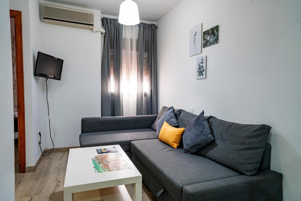 Hostal Plaza De Italia Caces Eksteriør billede