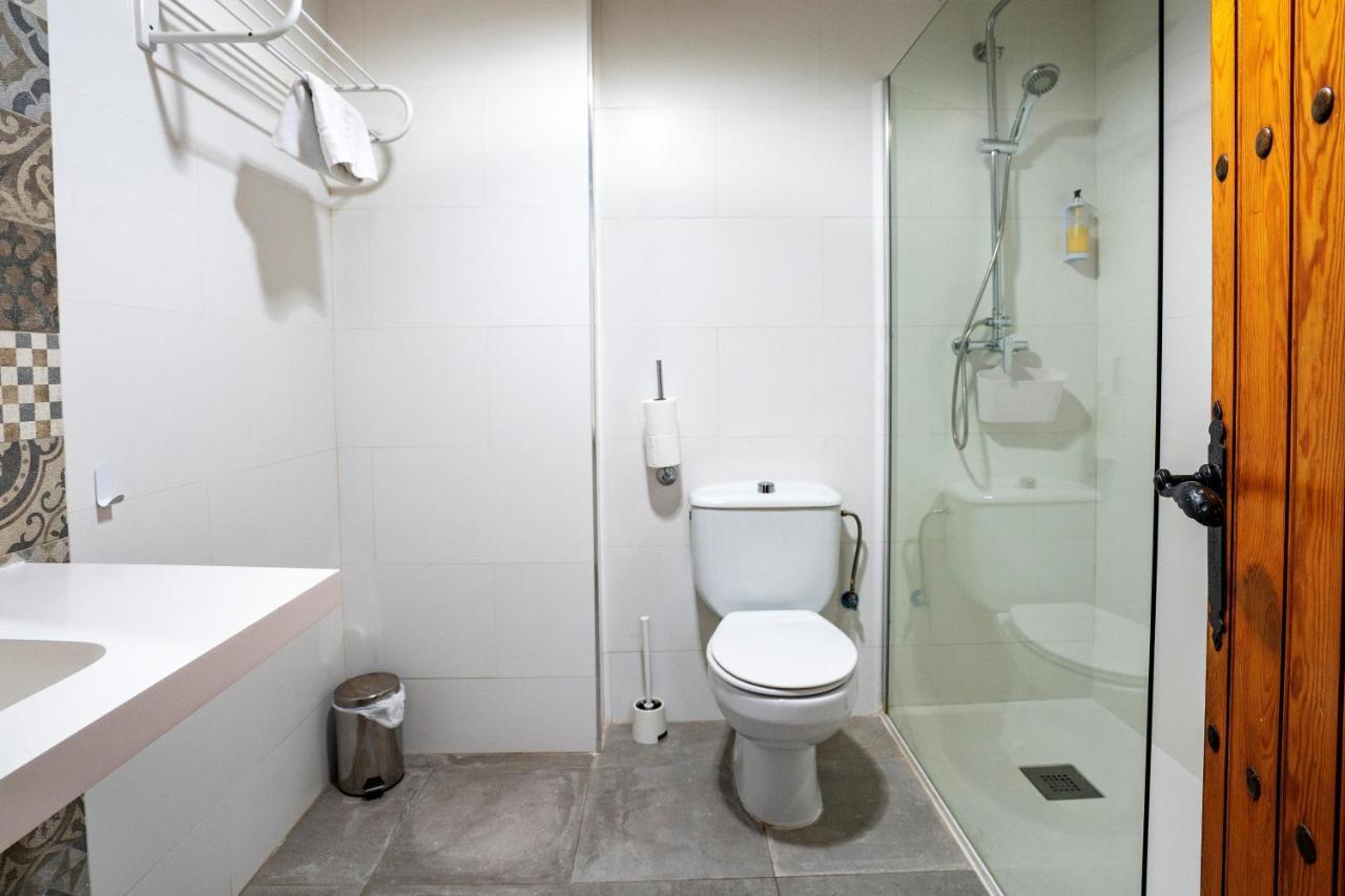 Hostal Plaza De Italia Caces Eksteriør billede