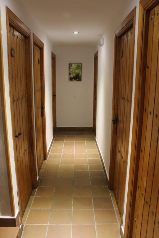 Hostal Plaza De Italia Caces Eksteriør billede